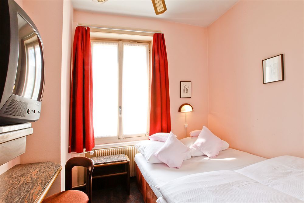 Roesli Guest House Lucerne Exterior photo
